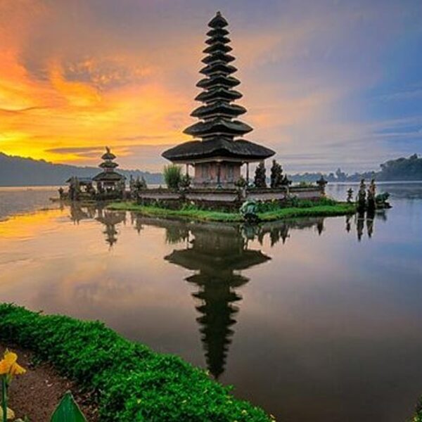 Ulundanu Lake Temple